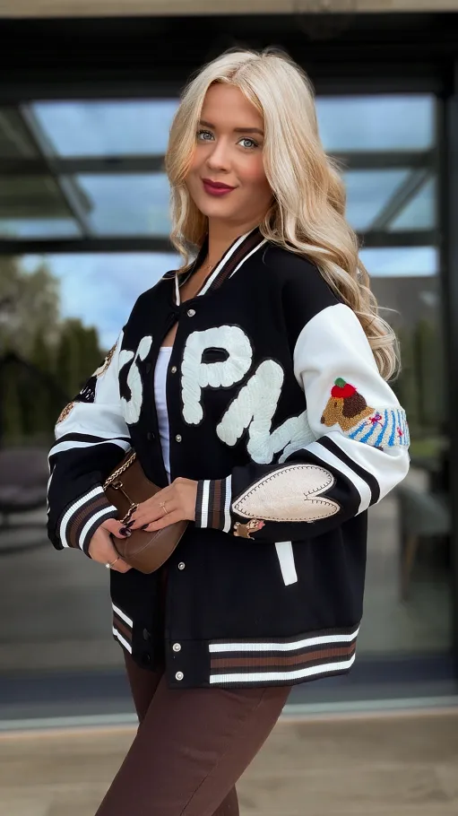 Czarna kurtka w stylu collage OVERSIZE zapinana na butony - R191