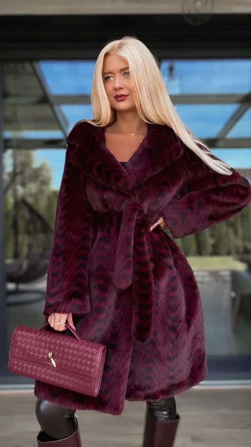 Ekskluzywne bordowe futro OVERSIZE w modne paski - R123A