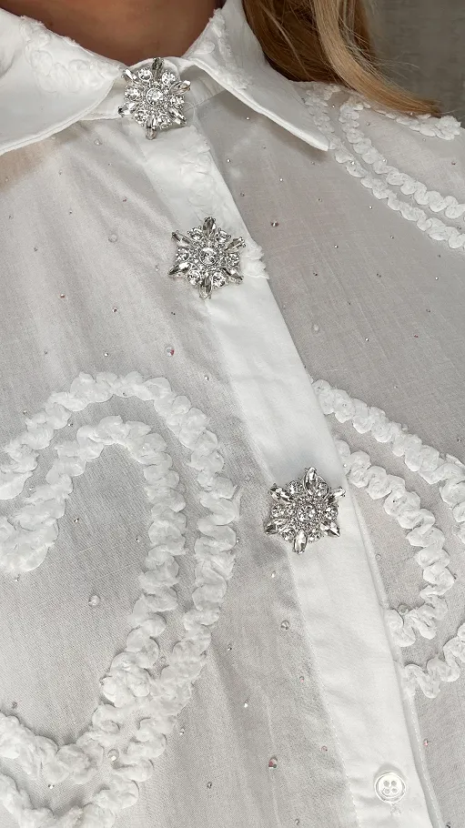 Ekskluzywna biała koszula z ozdobnymi guzikami ONE SIZE - P523