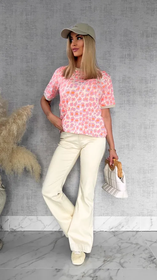 Bawełniana bluzka T-SHIRT w neonową panterę ONE SIZE fiolet - R949A