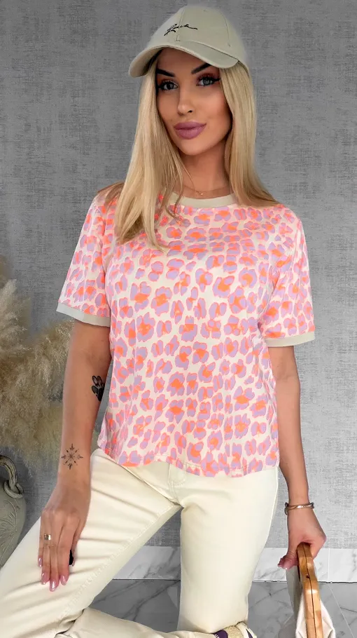 Bawełniana bluzka T-SHIRT w neonową panterę ONE SIZE fiolet - R949A