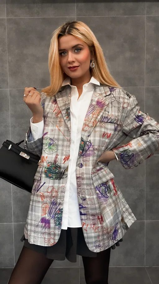 Szara marynarka w kratkę z graffiti OVERSIZE - R157