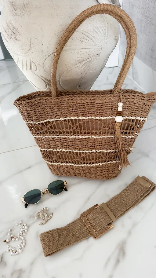 Słomiana BOHO torebka z drewnianymi koraliki - P679