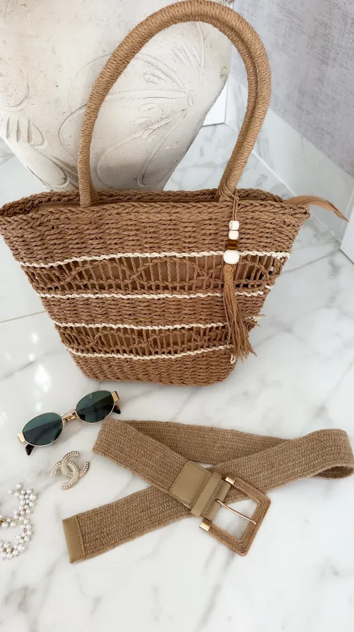 Słomiana BOHO torebka z drewnianymi koraliki - P679