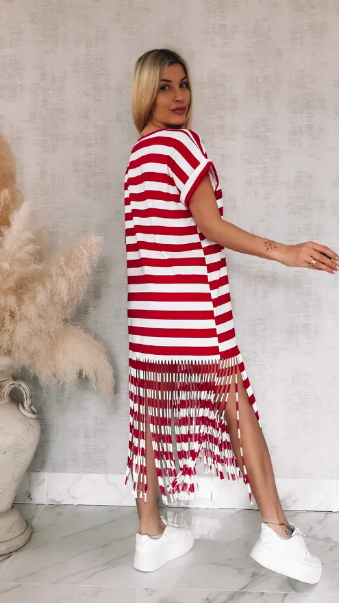 Bawełniana sukienka w czerwone pasy z frędzlami ONE SIZE - R901A