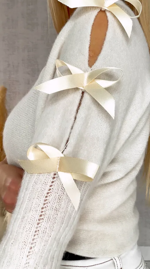 Oryginalny wiosenny sweter z krótkim rękawem i kokardkami ORANGE - R664D