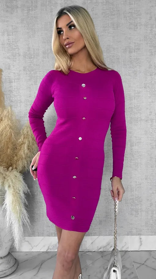 Sukienka dzianinowa zdobiona złotymi guzikami ONE SIZE fuksja - R429