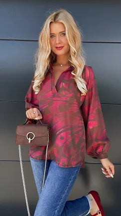 Asymetryczna luźna bluzka z modnym dekoltem ONE SIZE pink - P982B