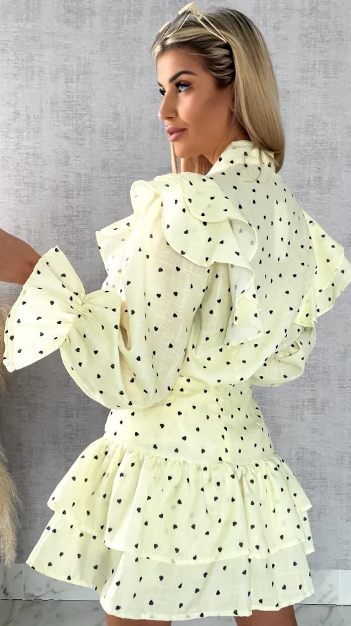 Słodki pastelowy komplet w mini serduszka koszula + spódnico spodenki - R466