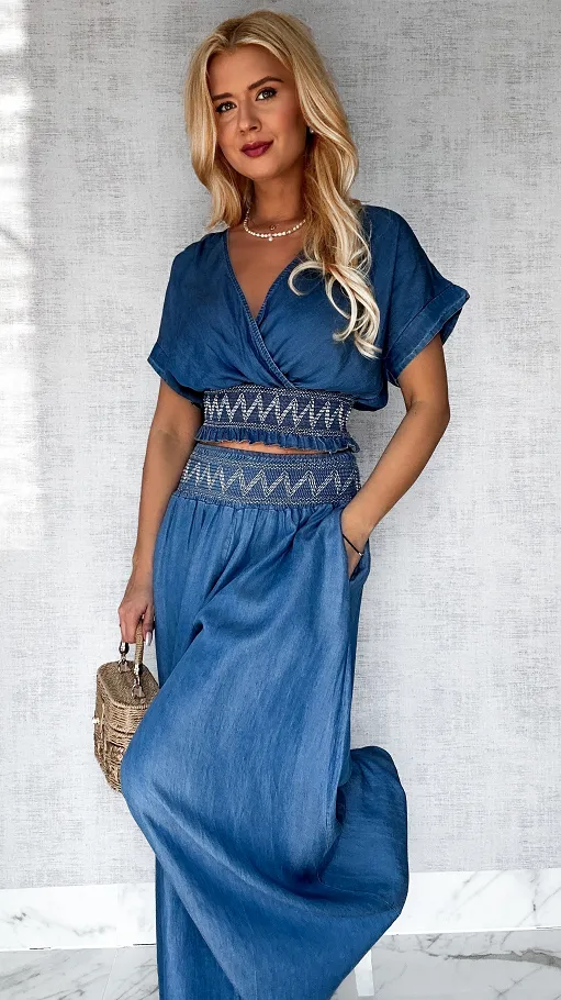 Miękki jeansowy komplet bluzka + spodnie kuloty ONE SIZE - P607