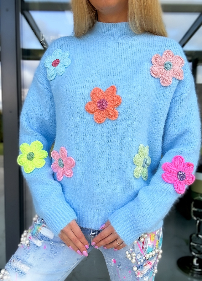 Genialny sweter półgolf w stokrotki BABY BLUE - M739
