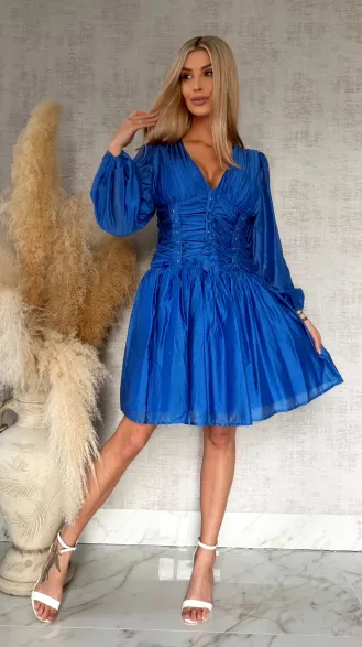 Niebieska sukienka z szerokim wiązanym pasem - P159A