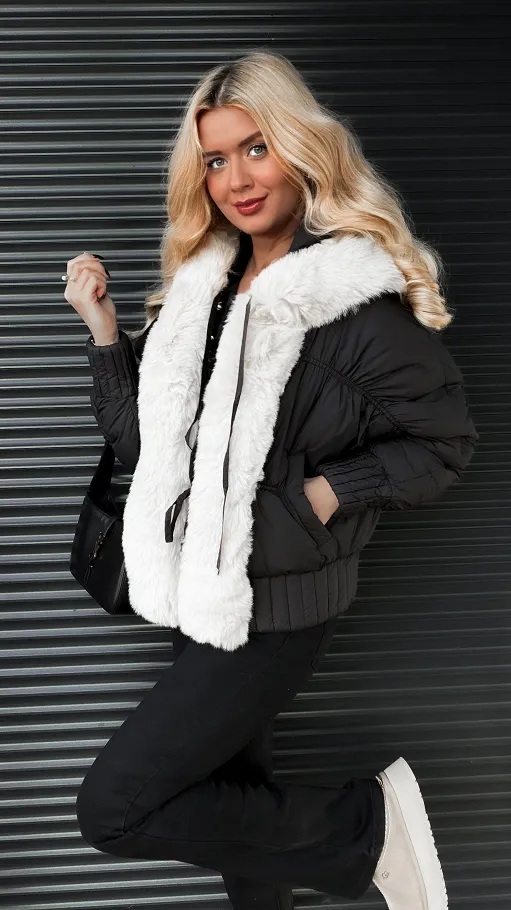 Lekka kurtka zimowa z futerkiem w stylu bomberka BLACK - R303
