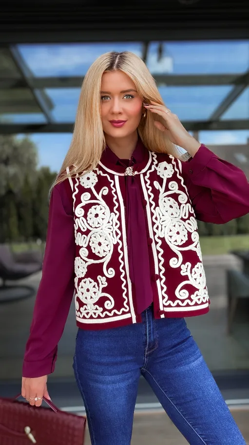 Elegancka bordowa kamizelka z kontrastowym wzorem ONE SIZE - R100