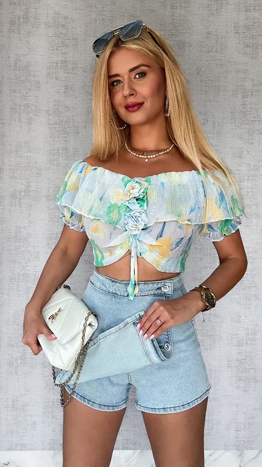 Elastyczne jeansowe spódnico-spodenki z guzikami jasny JEANS - P531A