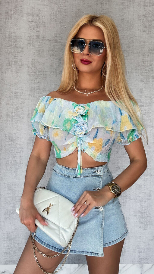 Elastyczne jeansowe spódnico-spodenki z guzikami jasny JEANS - P531A