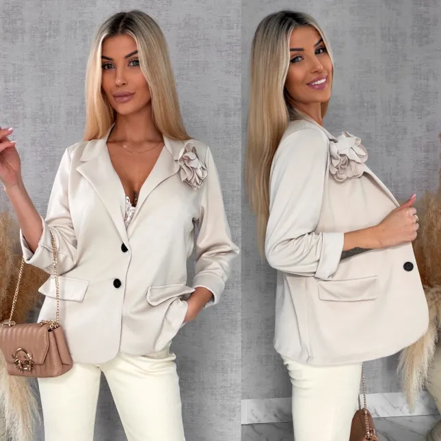 Wygodna masełkowa marynarka z różą BEŻOWA one size - R556A