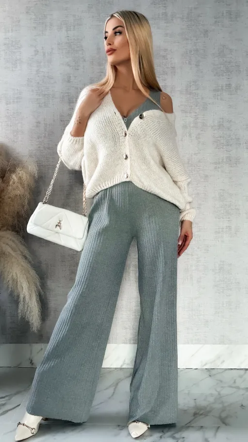 Lekki puszysty sweter na guziki JASNY BEŻ - P148A