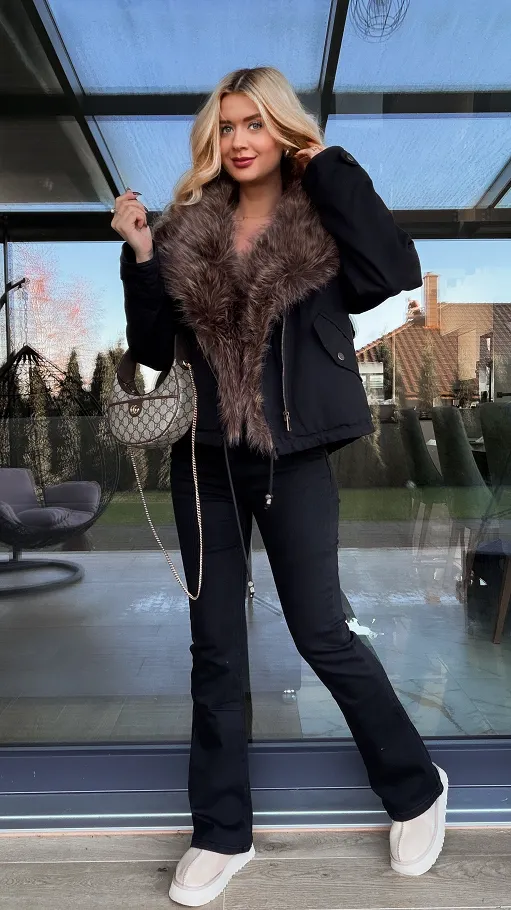 Czarna bawełniana ocieplana kurtka zimowa z futerkiem ONE SIZE - R207