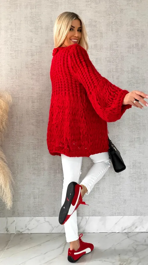 Ekskluzywny grubo pleciony sweter narzutka CZERWONY hand made - R473