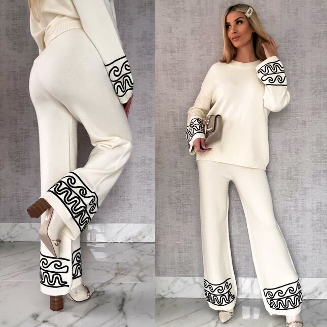 Wiosenny komplet dzianinowy ECRU sweter + spodnie ONE SIZE wiskoza - R656