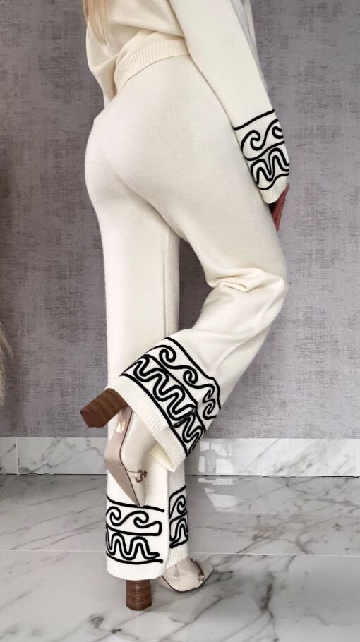 Wiosenny komplet dzianinowy ECRU sweter + spodnie ONE SIZE wiskoza - R656