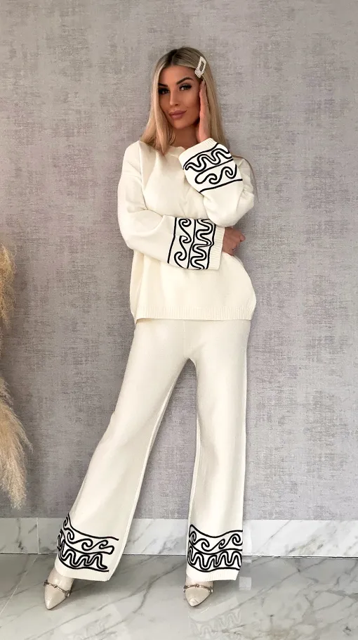 Wiosenny komplet dzianinowy ECRU sweter + spodnie ONE SIZE wiskoza - R656