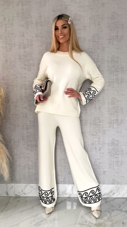Wiosenny komplet dzianinowy ECRU sweter + spodnie ONE SIZE wiskoza - R656