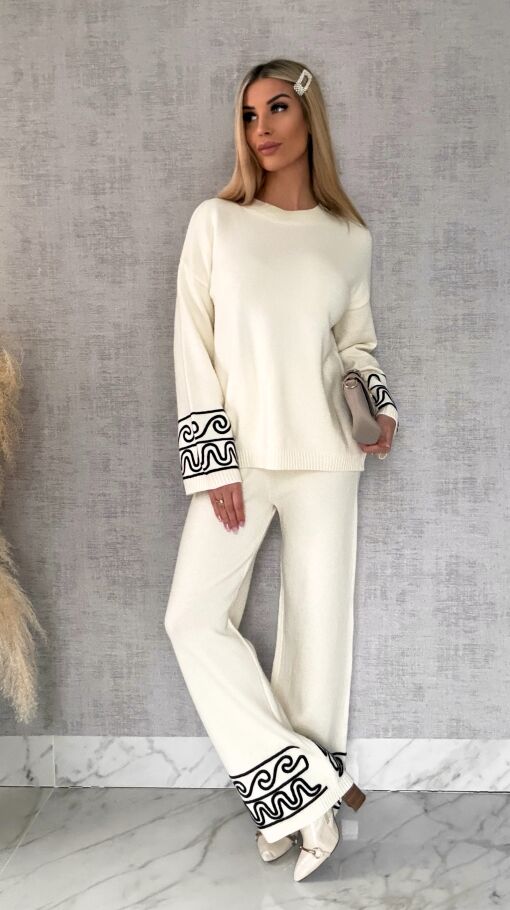 Wiosenny komplet dzianinowy ECRU sweter + spodnie ONE SIZE wiskoza - R656