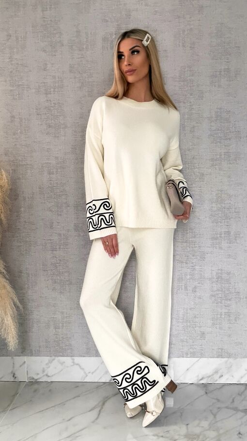 Wiosenny komplet dzianinowy ECRU sweter + spodnie ONE SIZE wiskoza - R656