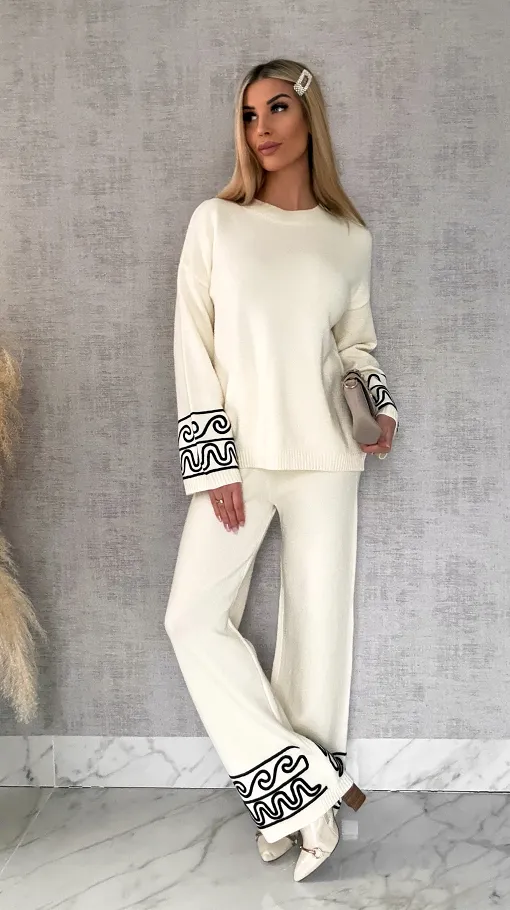 Wiosenny komplet dzianinowy ECRU sweter + spodnie ONE SIZE wiskoza - R656