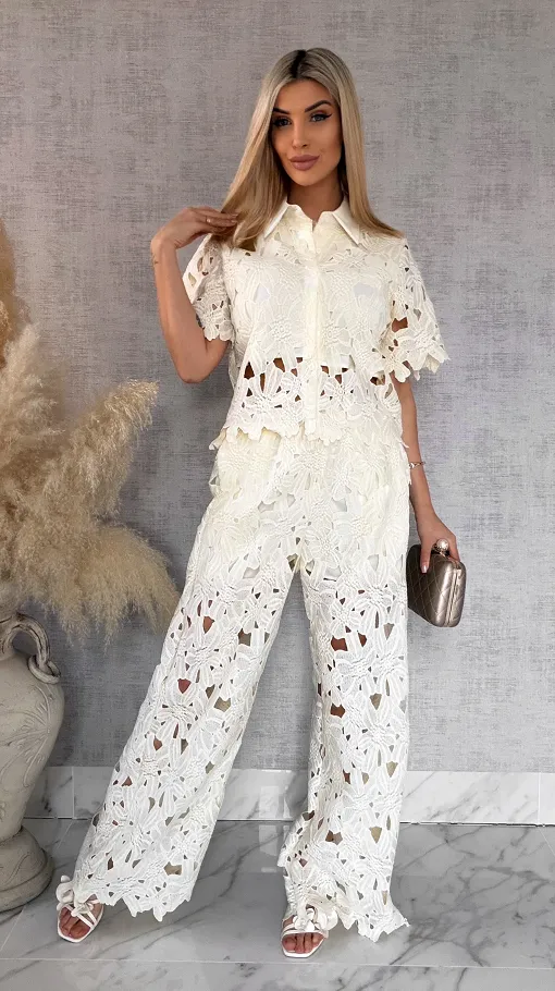 Piękny komplet ecru z gipiury bluzka + spodnie - R676A
