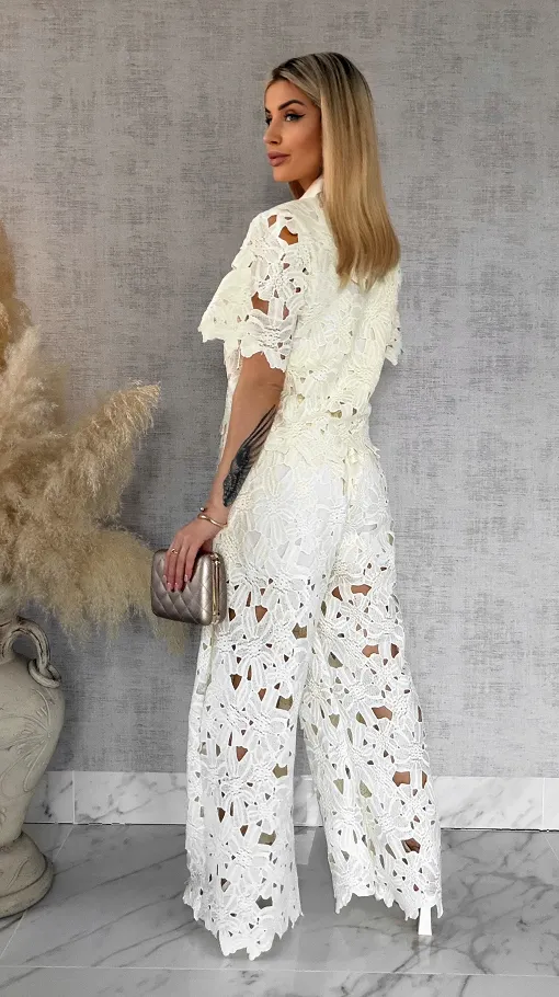 Piękny komplet ecru z gipiury bluzka + spodnie - R676A