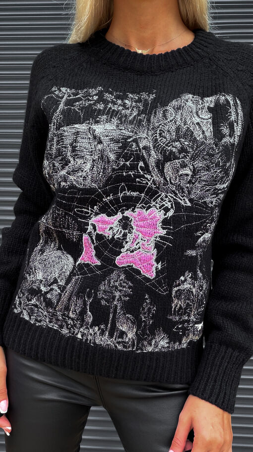 Oryginalny sweter z haftowaną mapą świata oraz zwierzętami ONE SIZE black - S338A