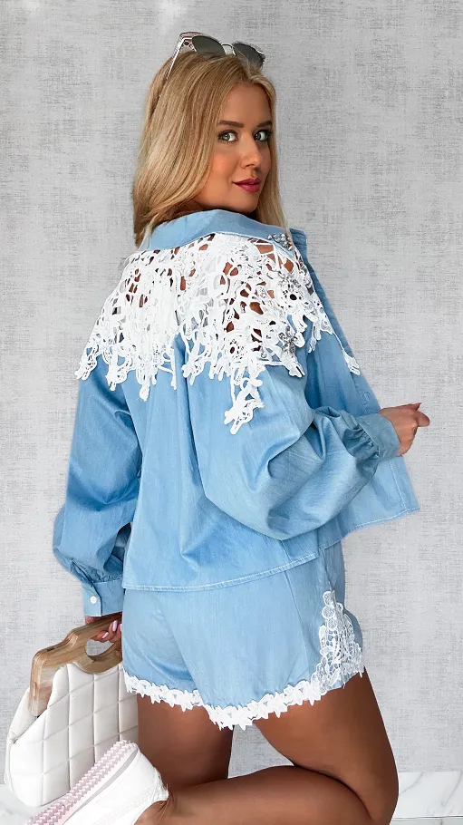 Błękitny komplet zdobiony białą koronką i cyrkoniami ONE SIZE - P595