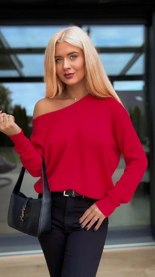 Lekki dzianinowy sweter z klasycznym dekoltem CZERWONY - R144