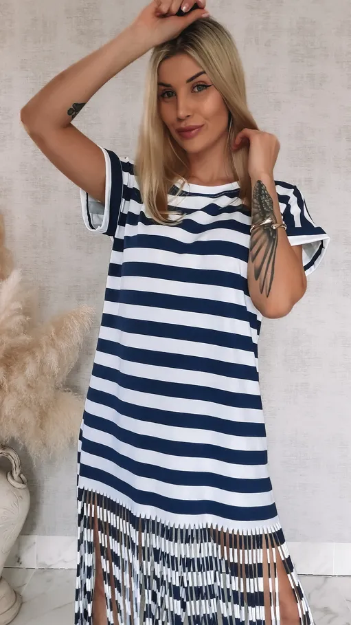Bawełniana sukienka w granatowe pasy z frędzlami ONE SIZE - R901
