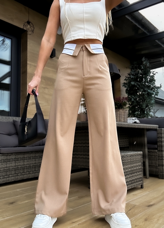 Beżowe spodnie z modnym wywijanym pasem - M694