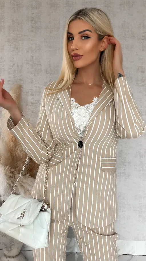 Beżowy elastyczny komplet w paski marynarka + spodnie ONE SIZE - R857