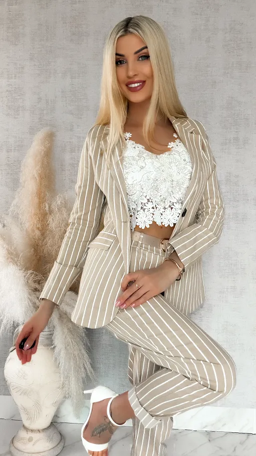 Beżowy elastyczny komplet w paski marynarka + spodnie ONE SIZE - R857