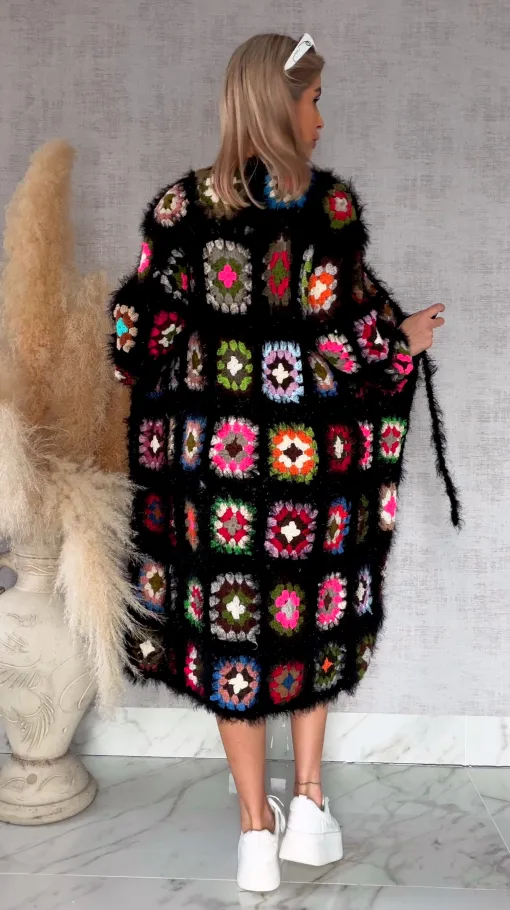 Oryginalny puszysty kardigan szydełkowy BLACK na wiosną ONE SIZE - R751