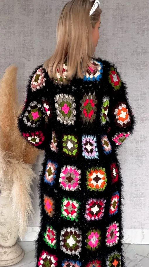 Oryginalny puszysty kardigan szydełkowy BLACK na wiosną ONE SIZE - R751