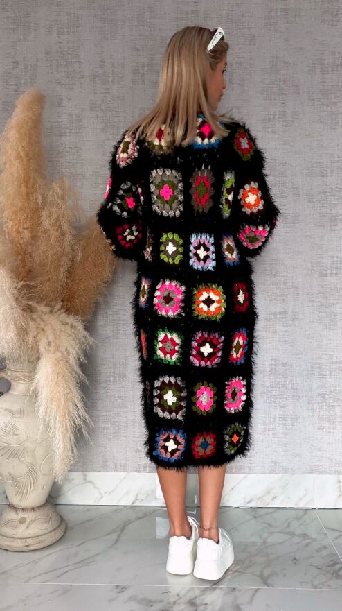 Oryginalny puszysty kardigan szydełkowy BLACK na wiosną ONE SIZE - R751