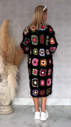 Oryginalny puszysty kardigan szydełkowy BLACK na wiosną ONE SIZE - R751