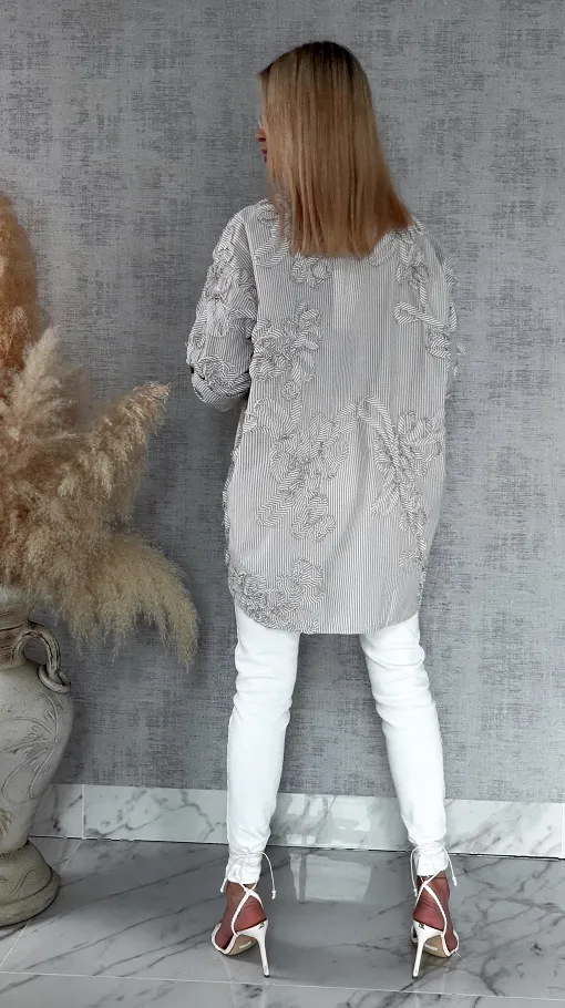 Beżowa bawełniana koszula w paski z białą koronką ONE SIZE - R818B