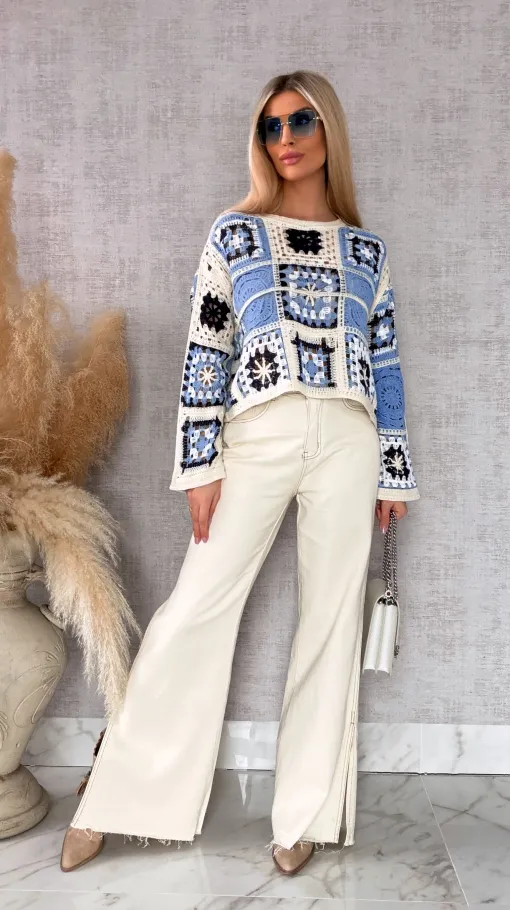 Świetny lekki ażurowy sweter w szydełkowym stylu w odcieniach BLUE - R690A