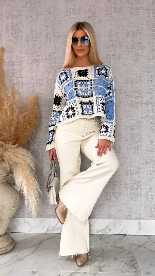 Świetny lekki ażurowy sweter w szydełkowym stylu w odcieniach BLUE - R690A