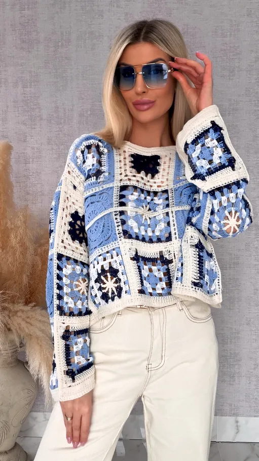 Świetny lekki ażurowy sweter w szydełkowym stylu w odcieniach BLUE - R690A