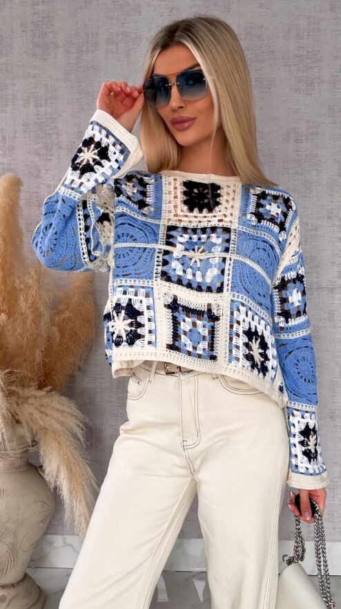 Świetny lekki ażurowy sweter w szydełkowym stylu w odcieniach BLUE - R690A