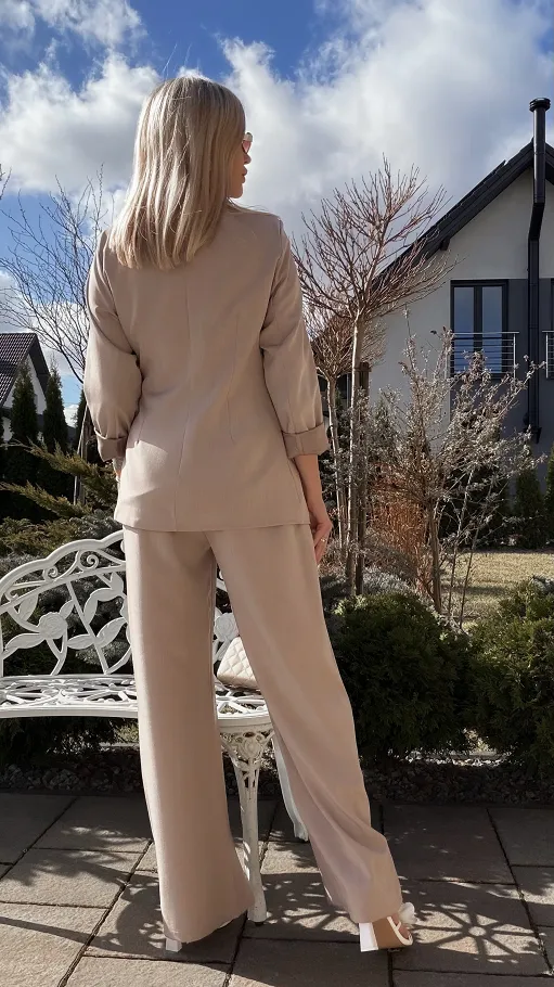 Świetny beżowy komplet na wiosnę marynarka + spodnie ONE SIZE - R804B